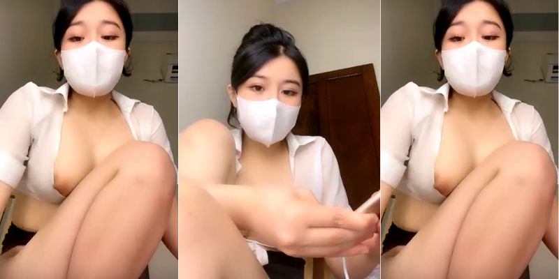 Em múp em gái xinh thủ dâm chơi sextoy rên la thảm thiết